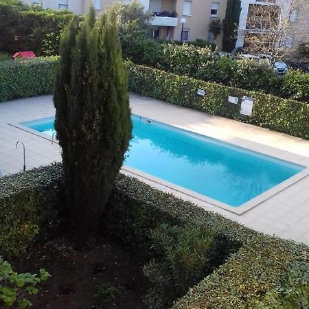 Beziers Appt Climatise Dans Residence Avec Piscine Exterior photo